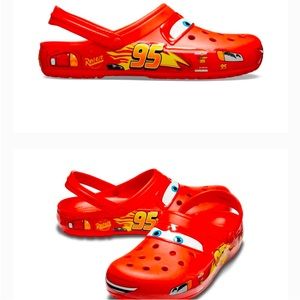 Disney crocs women’s size 7 brand new